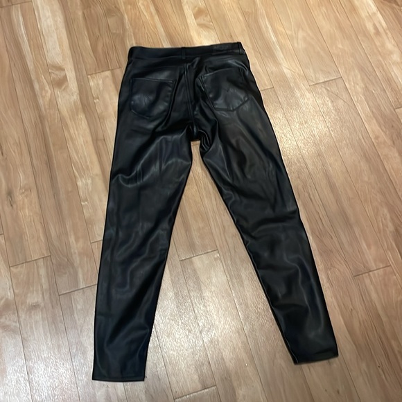 Levi's 720 High Rise Faux Leather Ankle Women's Jeans, size 25 - Picture 3 of 3